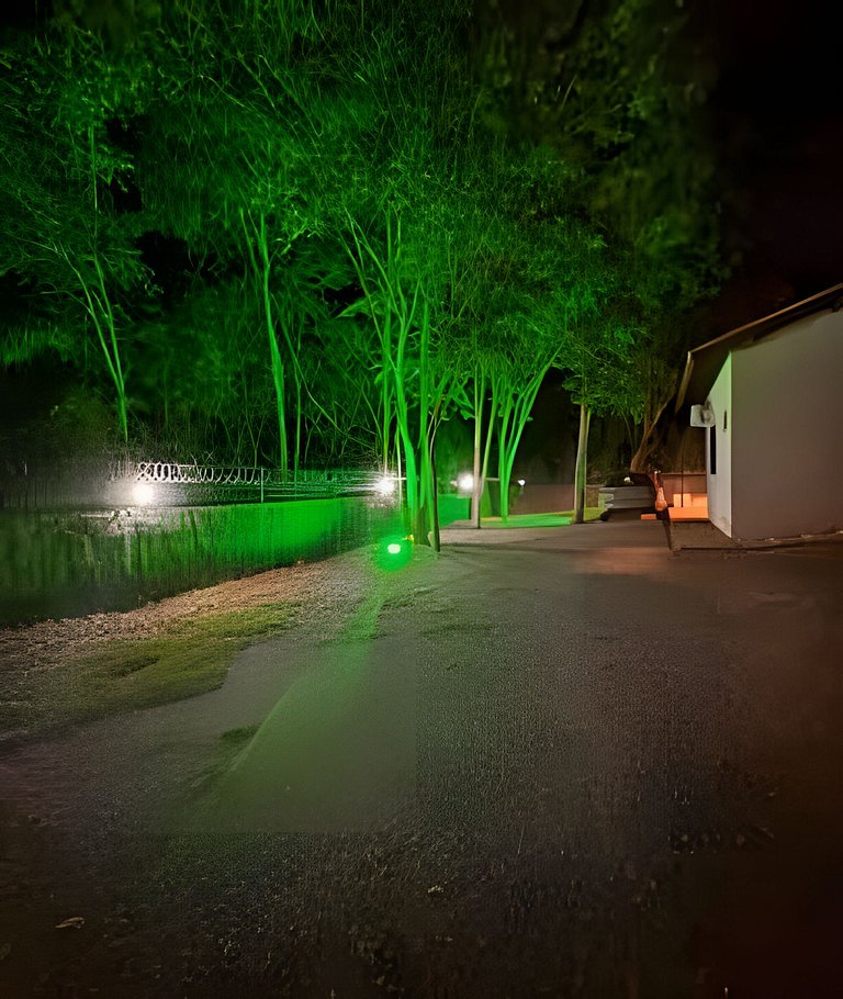 Casa com 4 suítes, piscina e sauna em Bonito - MS