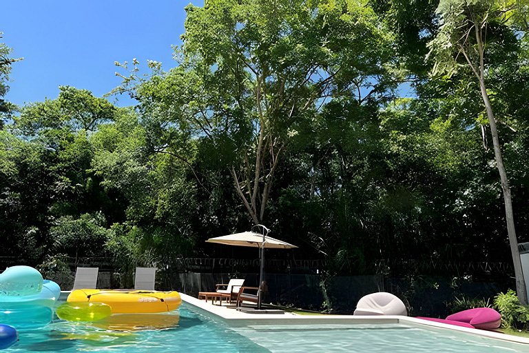 Casa com 4 suítes, piscina e sauna em Bonito - MS