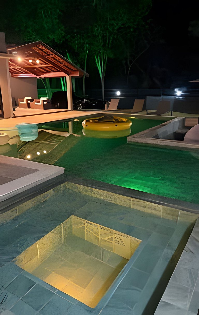 Casa com 4 suítes, piscina e sauna em Bonito - MS
