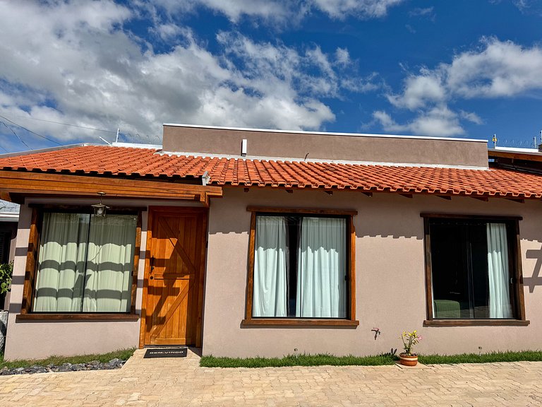 Flat Fernandes 01 confortável no Centro de Bonito