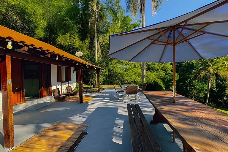 Paraíso em Angra: piscina + praia privativa