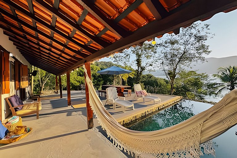 Casa na Ilha com piscina e praia