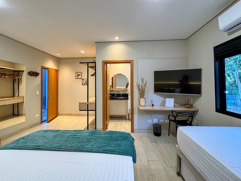 Casa com 4 suítes, piscina e sauna em Bonito - MS