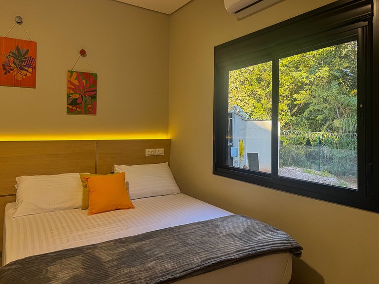 Casa com 4 suítes, piscina e sauna em Bonito - MS