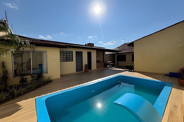 Casa com piscina para família em Bonito/MS