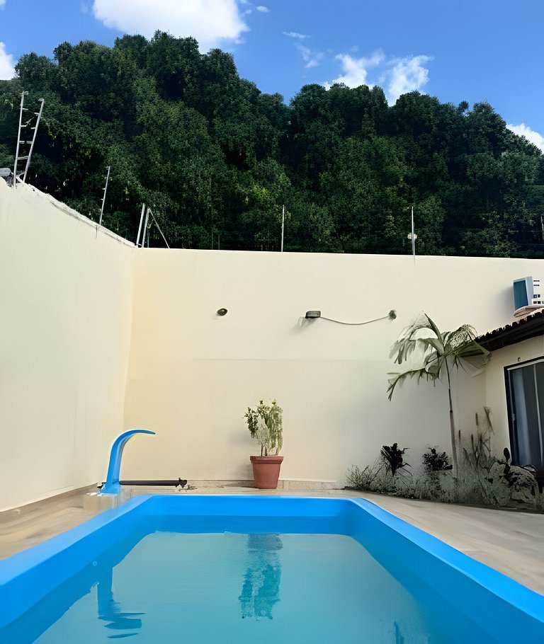 Casa com piscina para família em Bonito/MS