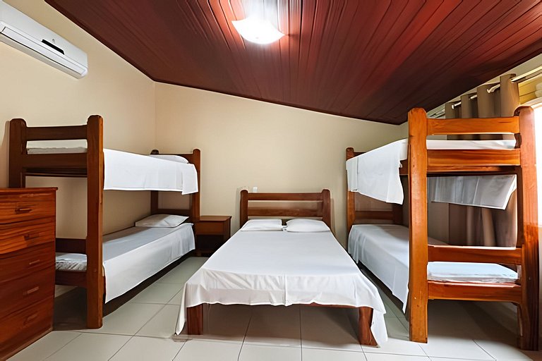 Casa com piscina para até 12 pessoas em Bonito