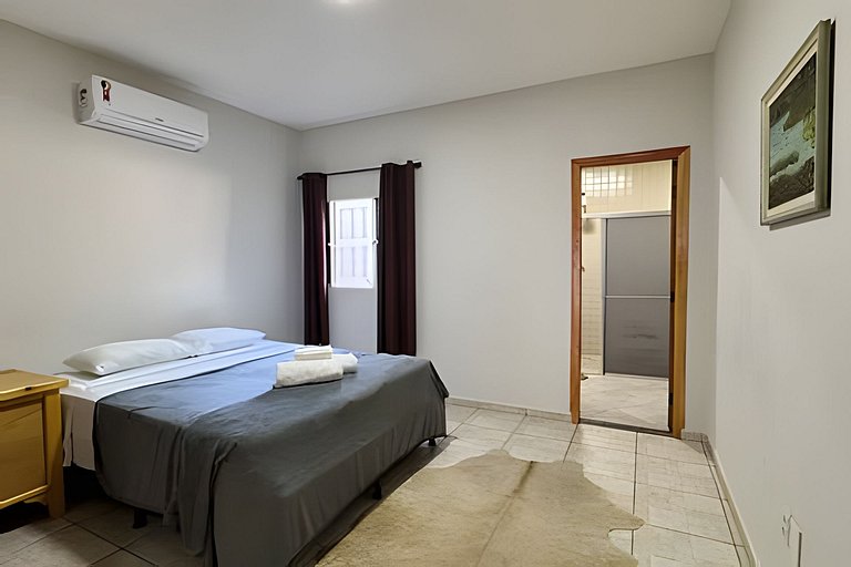 Casa exclusiva com piscina e sinuca em Bonito