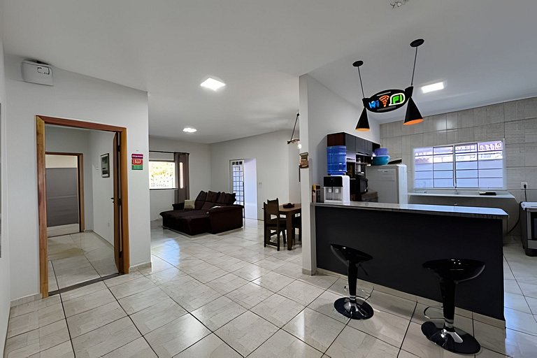 Casa exclusiva com piscina e sinuca em Bonito