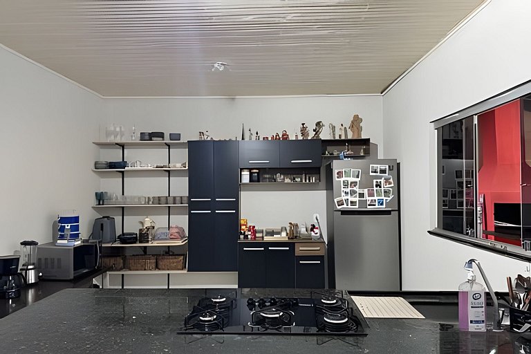 Piscina + 4 Quartos no Centro de Bonito