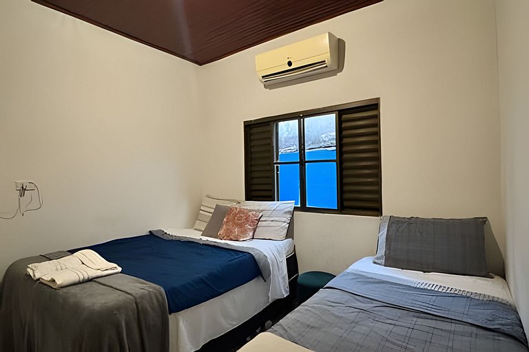 Piscina + 4 Quartos no Centro de Bonito