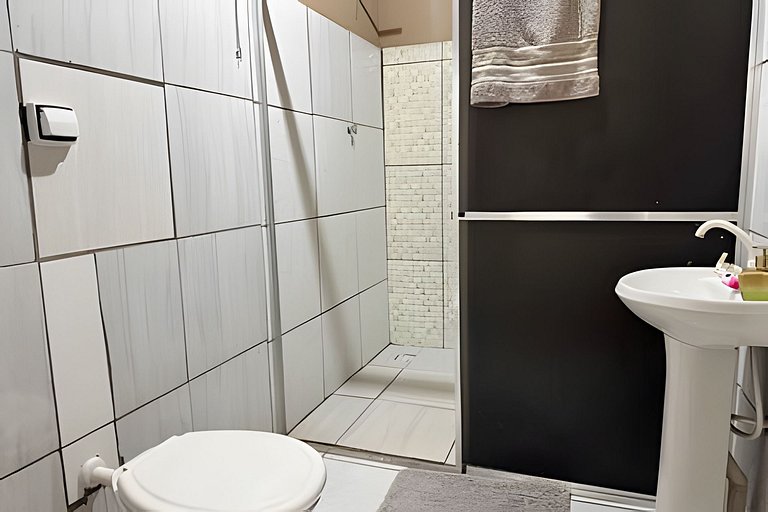 Piscina + 4 Quartos no Centro de Bonito