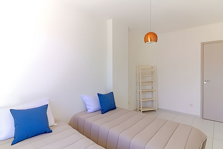 3 Quartos Novo na Passagem – Localização Perfeita!