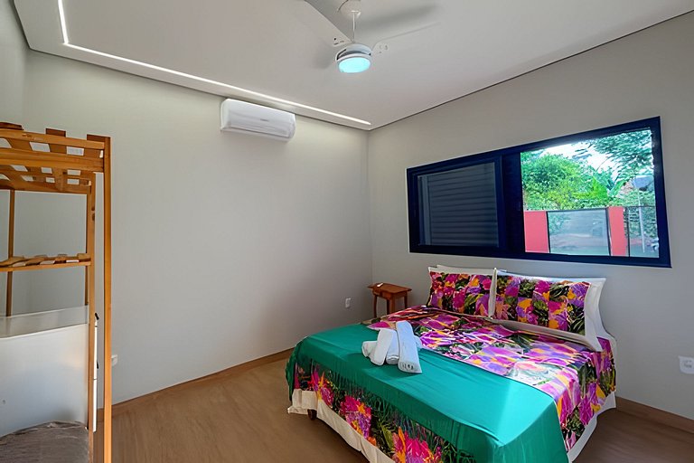 Casa Tuiuiú com 4 quartos e área gourmet em Bonito