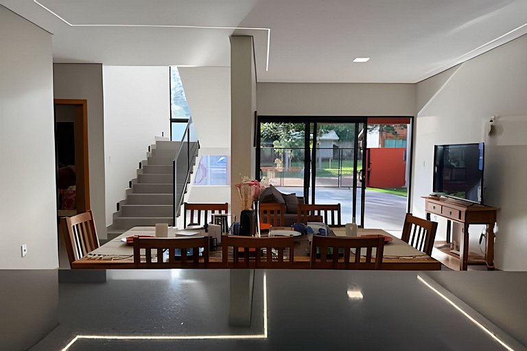 Casa Tuiuiú com 4 quartos e área gourmet em Bonito