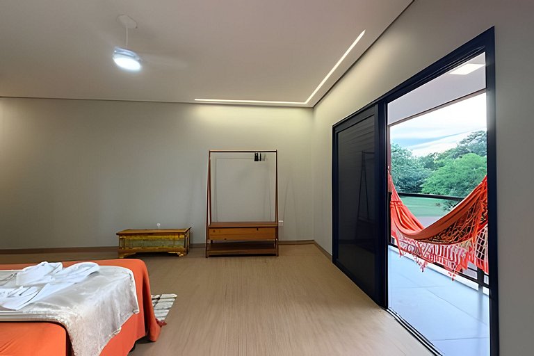 Casa Tuiuiú com 4 quartos e área gourmet em Bonito