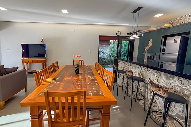 Casa Tuiuiú - novíssima 4 quartos alto padrão