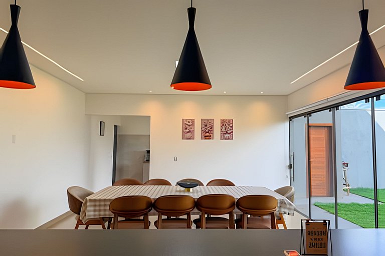 Luxo em Bonito: 4 quartos com área gourmet