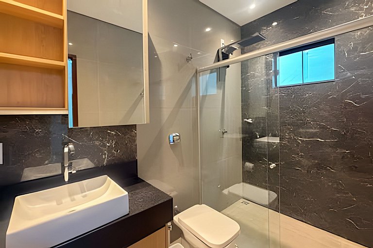 Luxo em Bonito: 4 quartos com área gourmet