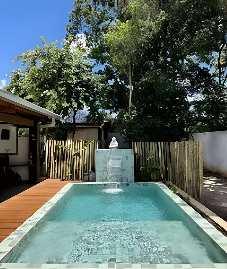Casa Bali em Bonito–MS Linda decoração com piscina