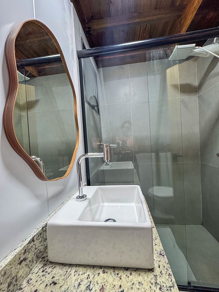 Chalé Moderno e Aconchegante com jacuzzi