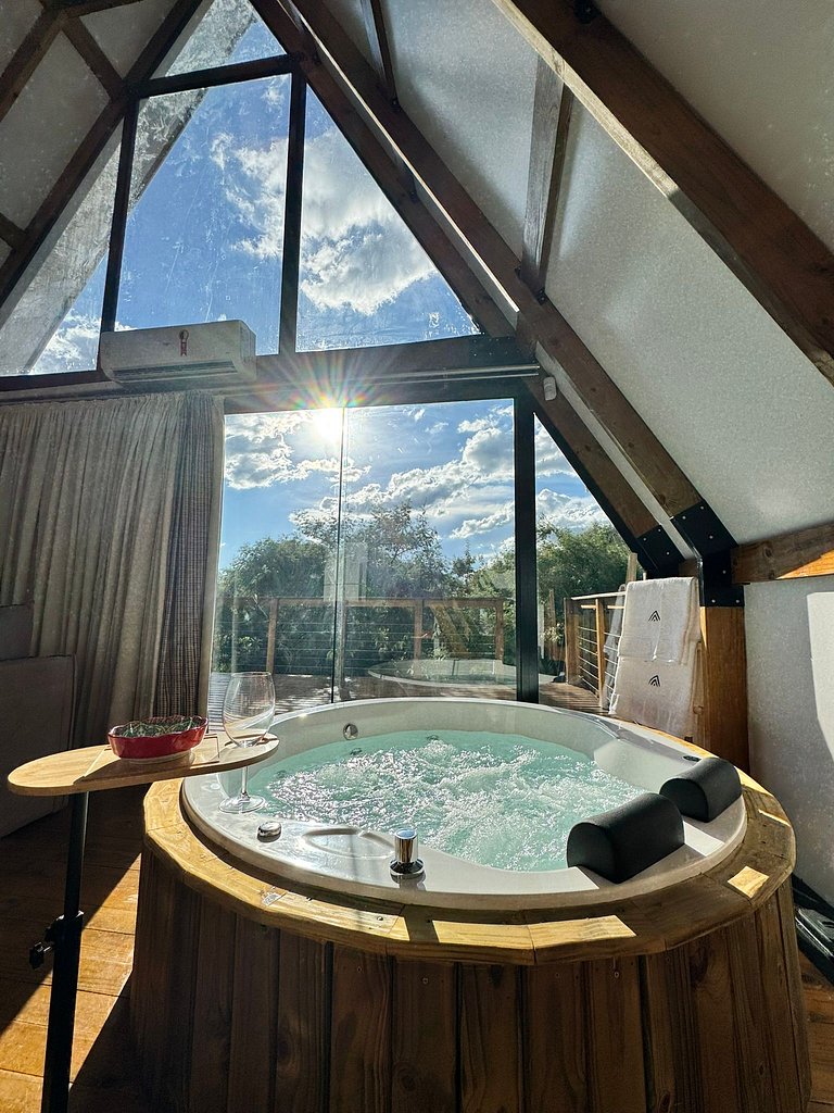 Chalé Folk Village 2 | Design e Natureza