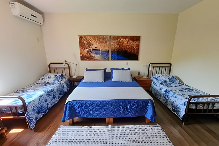 Casa Exclusiva em Hotel Piscina e Campo de Futebol