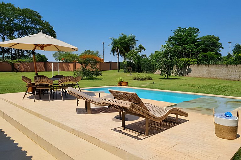 Casa Exclusiva em Hotel Piscina e Campo de Futebol