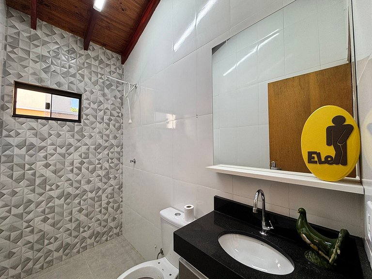 Casa + 4 Suítes Privativas com Piscina (Até 22p)