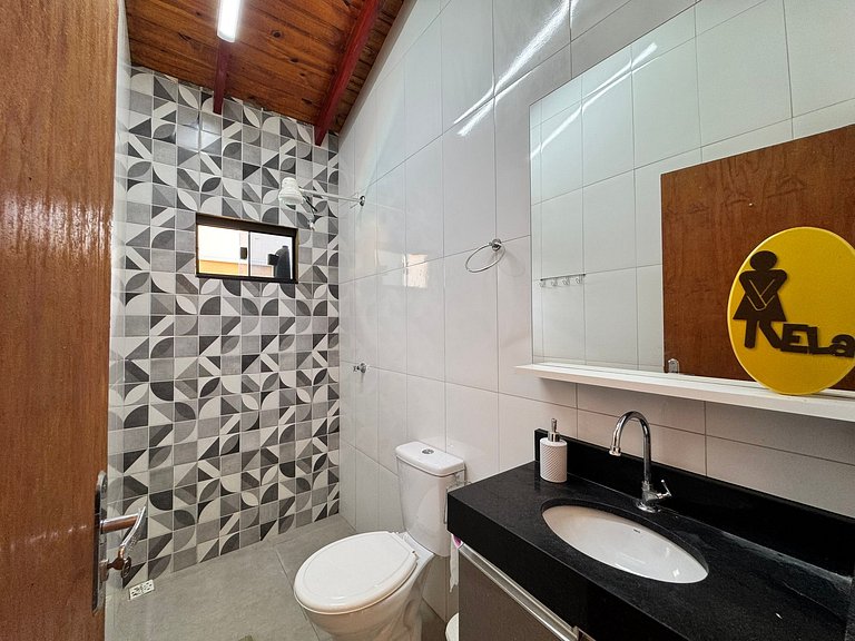 Suíte completa com área de lazer e piscina