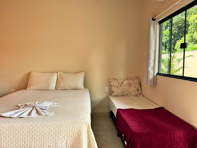 Suíte completa com área de lazer e piscina