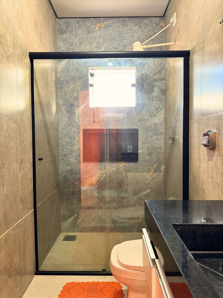 Suíte completa com área de lazer e piscina