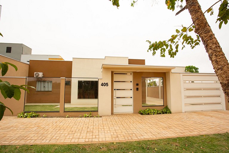 Casa moderna e elegante em Bonito-MS