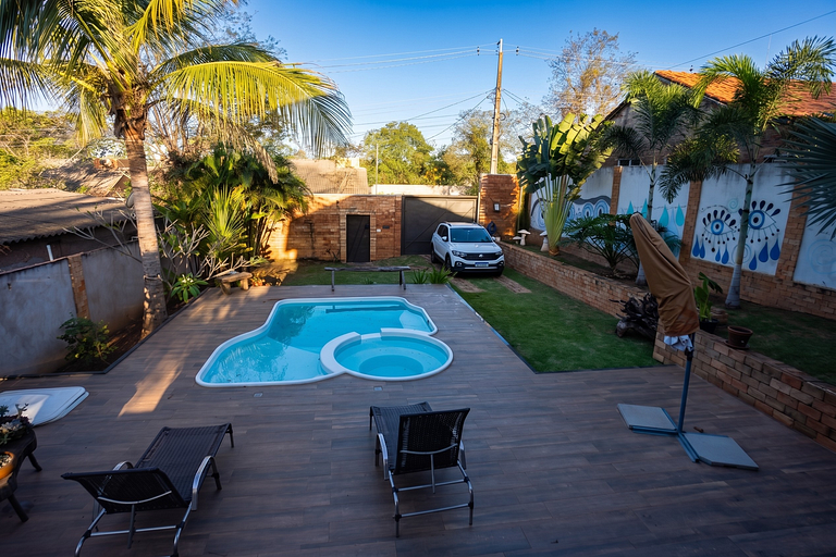 Casa com Piscina a 240m da Praça da Liberdade