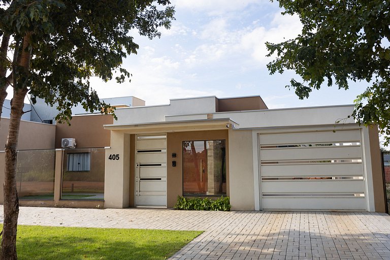 Casa moderna e elegante em Bonito-MS