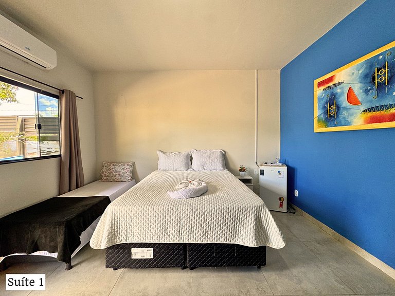 Casa + 4 Suítes Privativas com Piscina (Até 22p)