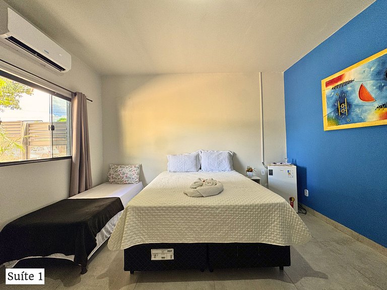 Casa + 4 Suítes Privativas com Piscina (Até 22p)